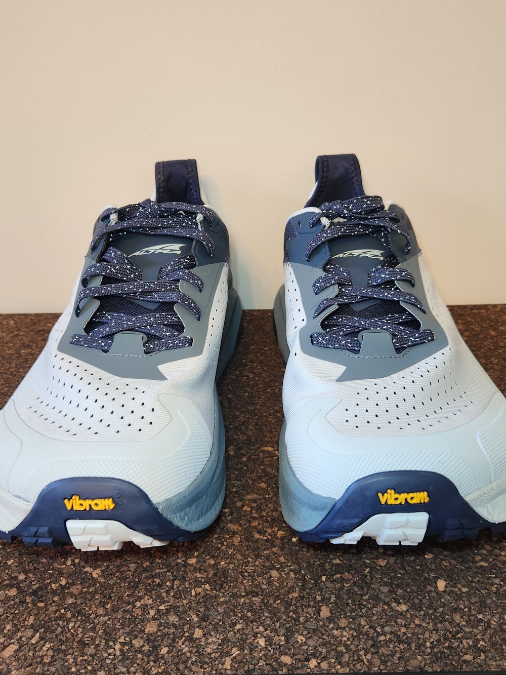 Altra Olympus 6 Trail Running Shoes Mens Size 13 Like New - Picture 6 of 12